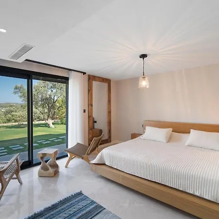 Isolated, Luxurious Stay, Olivinn Yali Mansion Вилла Бодрум
