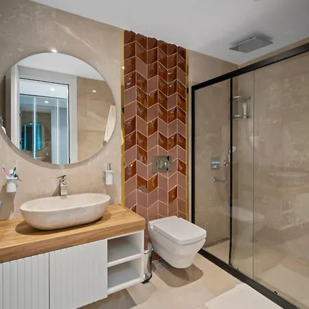 Вилла Isolated, Luxurious Stay, Olivinn Yali Mansion Бодрум